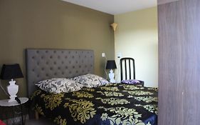 Adeloia Cottage